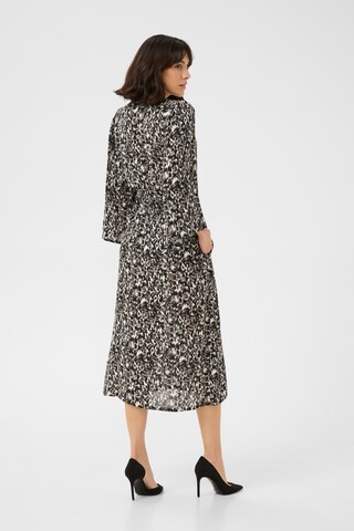 Robe 'Amber' Kaffe en noir