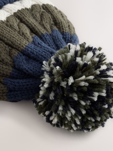Next Set: Mütze, Schal und Handschuhe in Blau