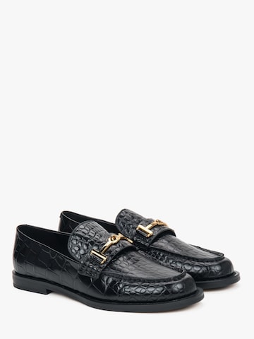 Estro Moccasins '041-2' in Black