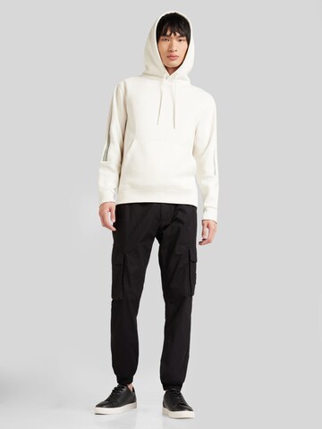 Calvin Klein Jeans Regular Sweatshirt in Weiß