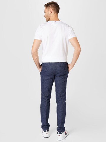 TOMMY HILFIGER Szabványos Ráncos nadrág 'Denton' - kék