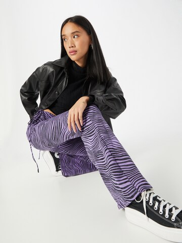 évasé Pantalon 'Eda' Motel en violet