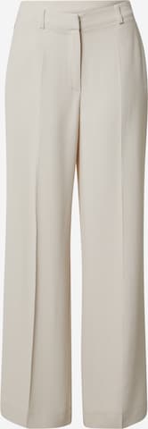A LOT LESS Pleat-front trousers 'Daliah' in White: front