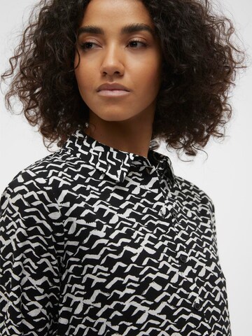 Robe-chemise 'SISSI' VERO MODA en noir