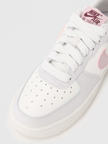 Baskets basses 'AIR FORCE 1 '07' Nike Sportswear en blanc