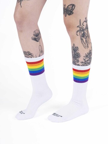 Calzino 'Rainbow Pride' di American Socks in bianco