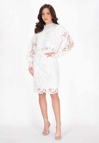faina - Blusa em branco