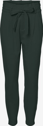 Vero Moda Tall - Slimfit Pantalón plisado 'Eva' en verde: frente