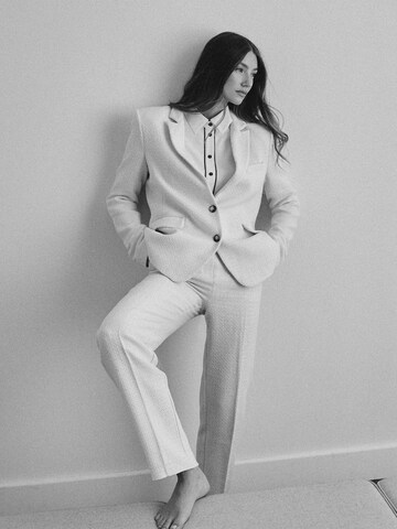 RÆRE by Lorena Rae Regular Панталон с набор 'Elin Tall' в бяло