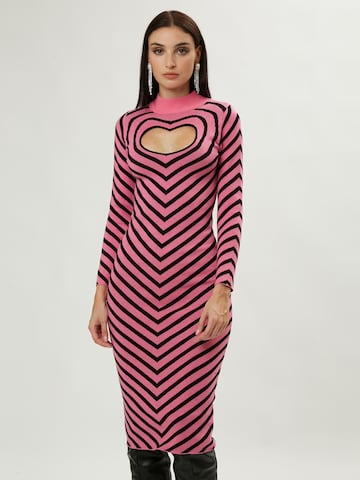 Influencer Šaty – pink: přední strana