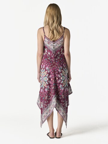 KOROSHI Mekko värissä punainen