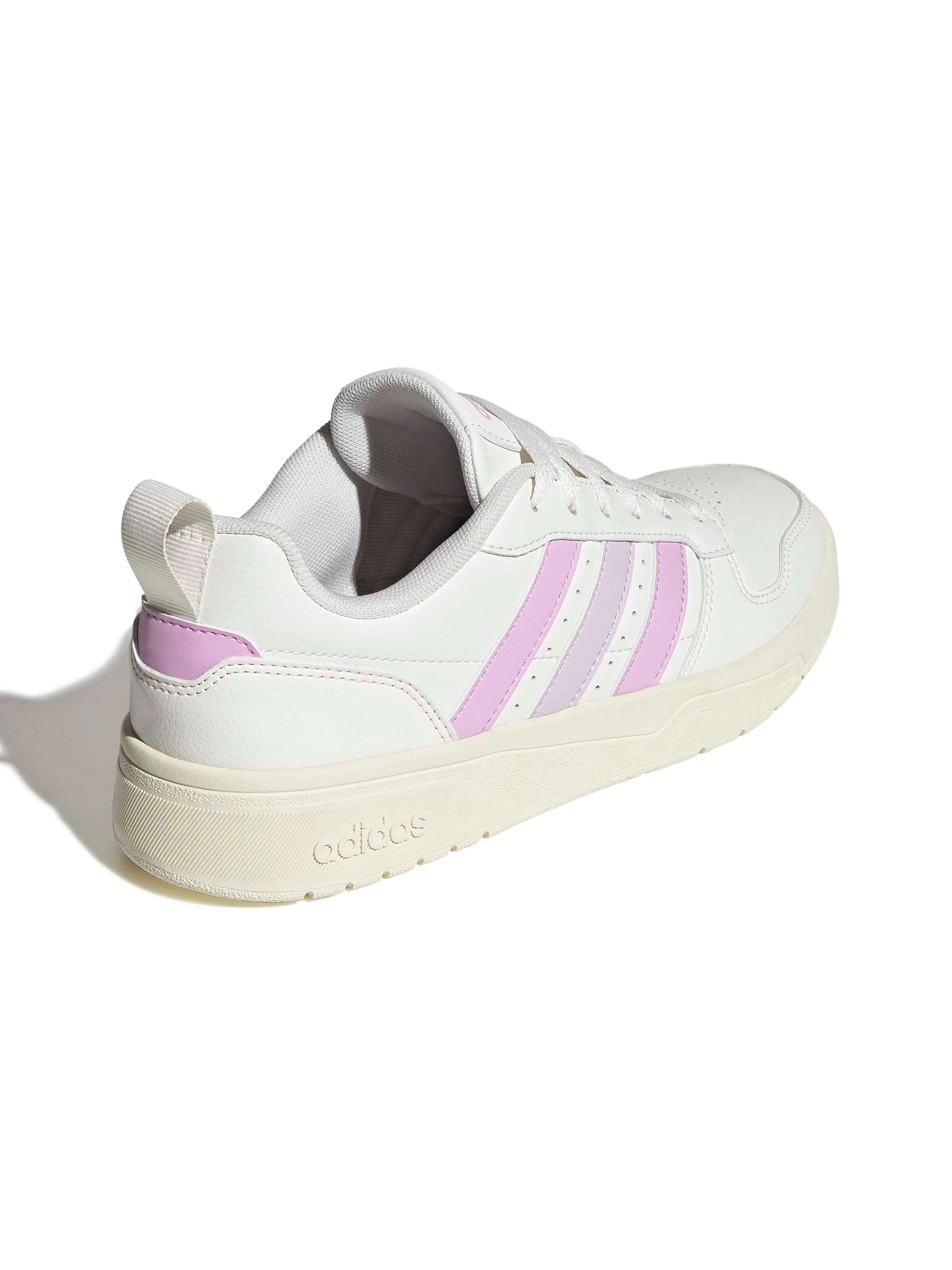ADIDAS SPORTSWEAR Ниски маратонки 'COURTWAVE' в бяло