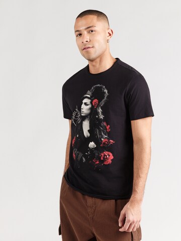 AMPLIFIED Paita 'AMY WINHOUSE-POSES WITH ROSES' värissä musta: etupuoli