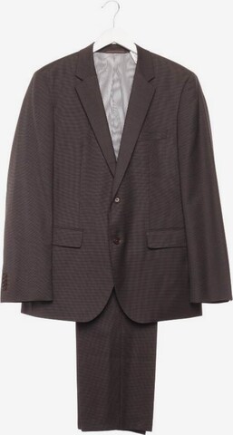 BOSS Black Suit in M-L in Brown: front