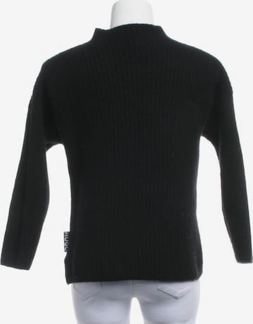 HUGO Red Sweater & Cardigan in XL in Black