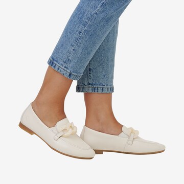 REMONTE Classic Flats 'D0K00 ' in White