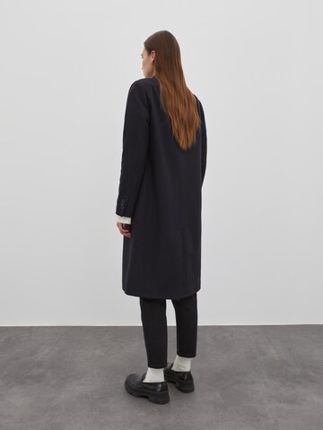 EDITED Between-Seasons Coat 'Adrienne' in Blue