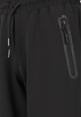 Cruz Tapered Sports trousers 'Kanpur' in Black