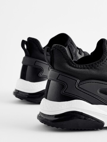 Sneaker di Next in nero