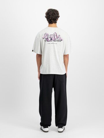 T-Shirt 'Studio Edition' ALPHA INDUSTRIES en gris