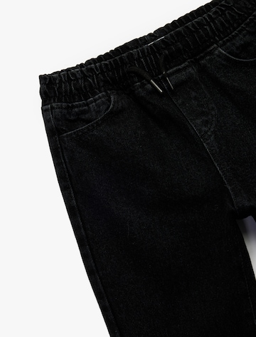 Koton Tapered Jeans in Black