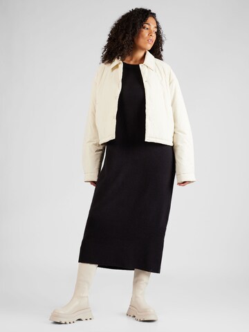 Vero Moda Curve Kleid 'PLAZA' in Schwarz
