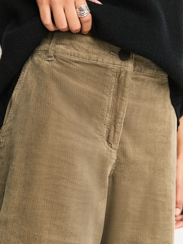 Next Wide Leg Hose in Braun