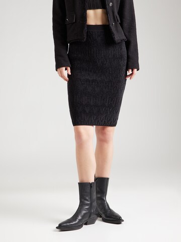 GUESS by Marciano Rock 'ADELE' in Schwarz: Vorderseite