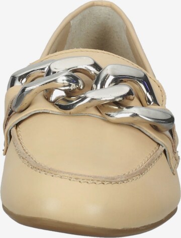 ILC Classic Flats in Beige