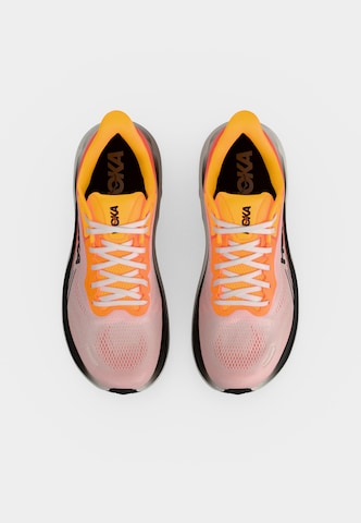 HOKA Обувь для бега 'Clifton 11' в Оранжевый