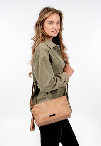 Suri Frey Crossbody Bag 'Celly' in Beige