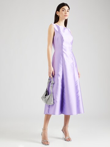 Robe de cocktail SWING en violet