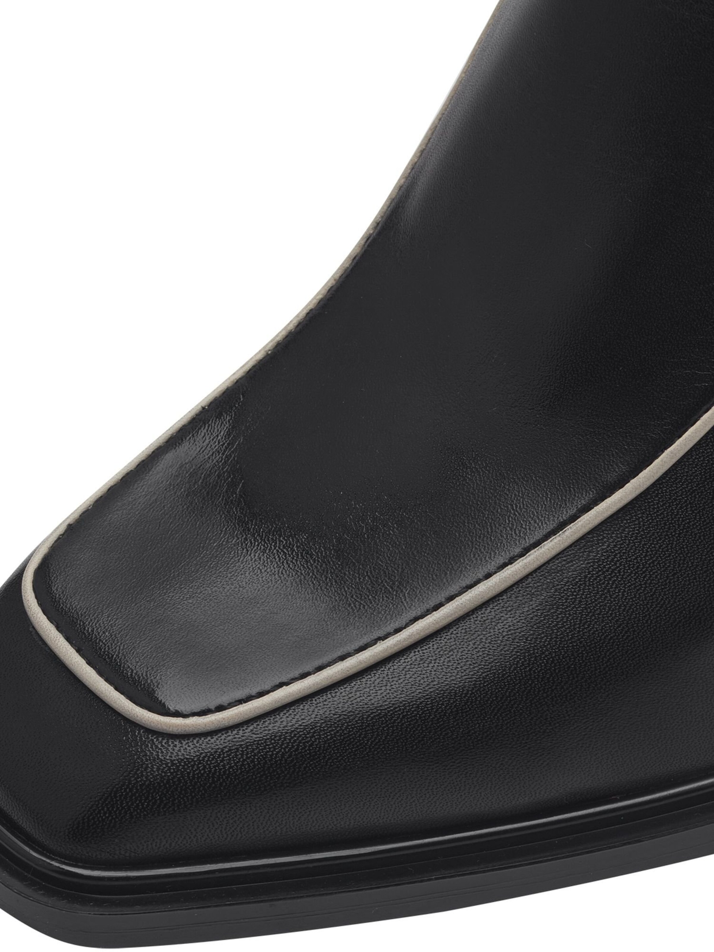 NEWD Stiefelette in Schwarz