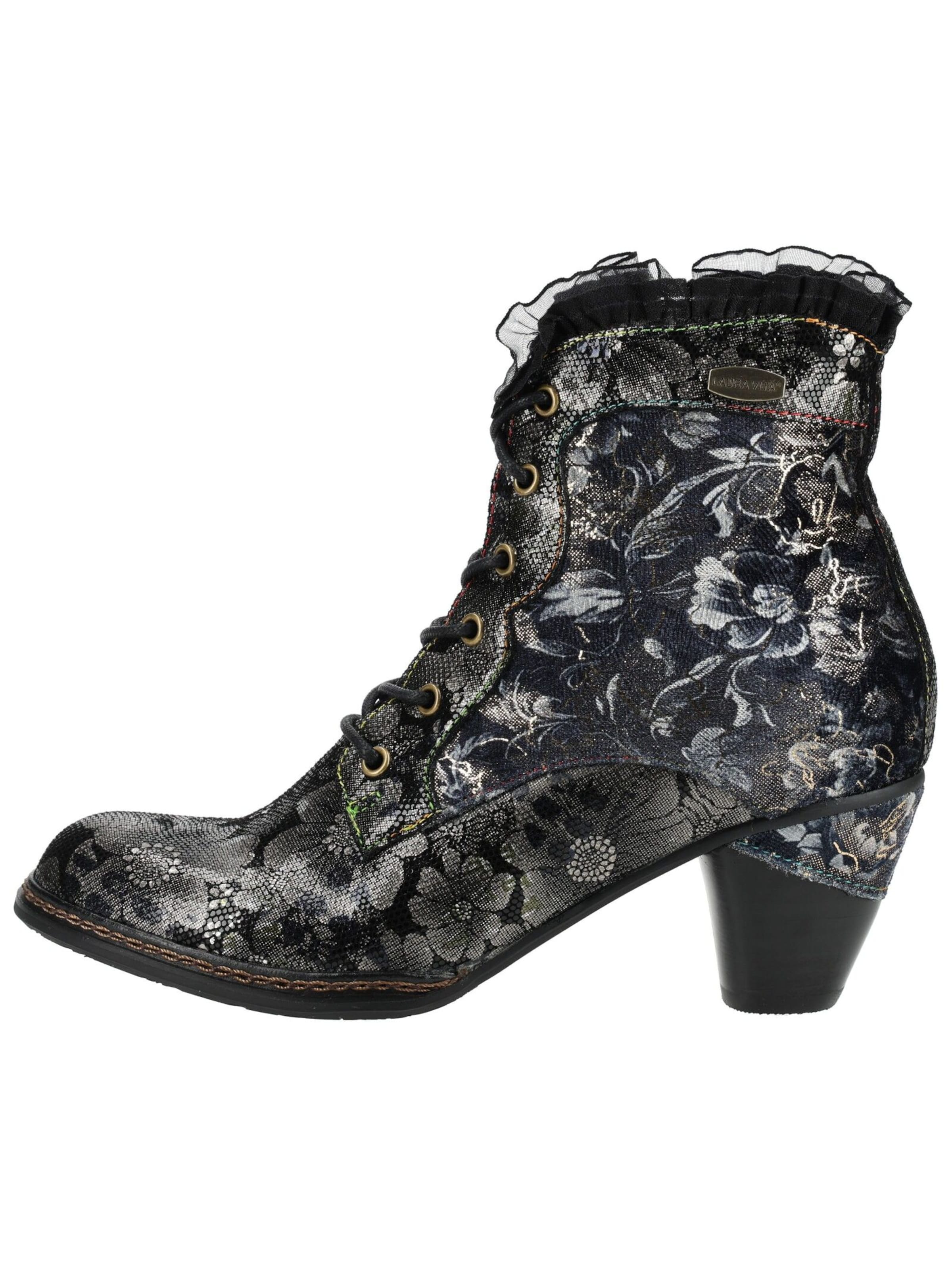 Laura Vita Lace-up bootie in Black