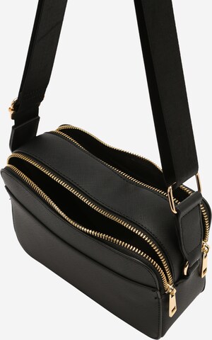 ABOUT YOU Tasche 'Adriana' in Schwarz