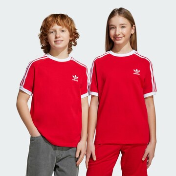 ADIDAS ORIGINALS Футболка 'Adicolor' в Красный: спереди