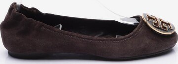 Tory Burch Flats & Loafers in 36 in Brown: front