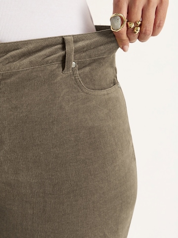 Cellbes of Sweden Regular Trousers in Green