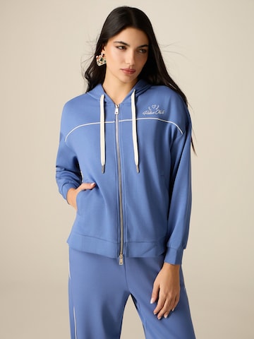 Pullover di oltre in blu: frontale