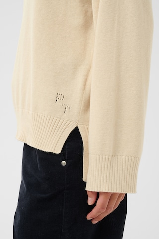 Part Two - Jersey 'Chicky' en beige