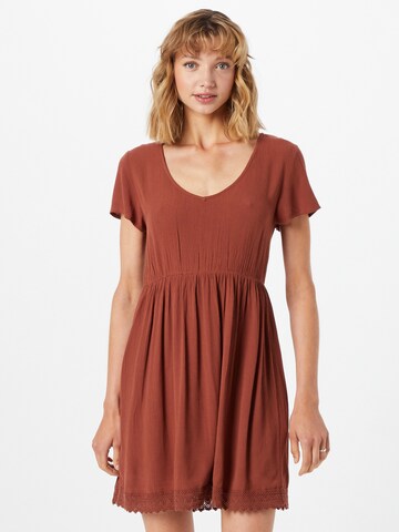 Robe 'Lavina' ABOUT YOU en marron : devant