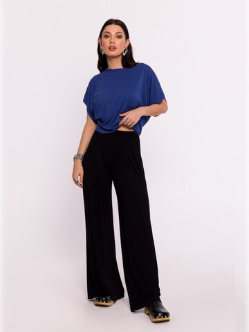 BeWear - Pierna ancha Pantalón de pinzas en negro