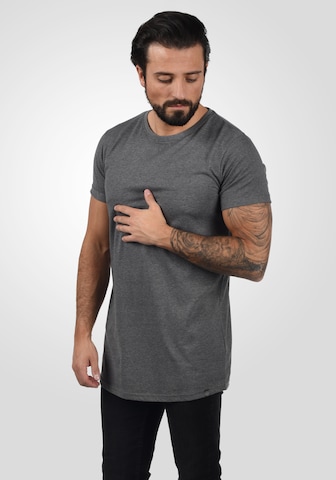 !Solid T-Shirt 'Longo' in Grau: predná strana