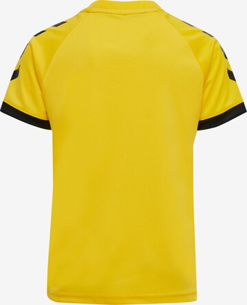 T-Shirt fonctionnel 'Core' Hummel en jaune