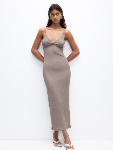 Abito di Pull&Bear in grigio