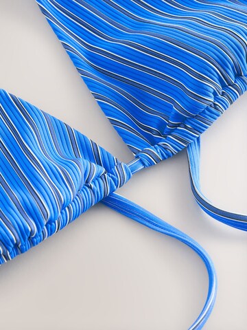 self. Triangel Bikinitop in Blau