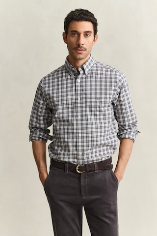 GANT Regular Fit Paita värissä harmaa: etupuoli