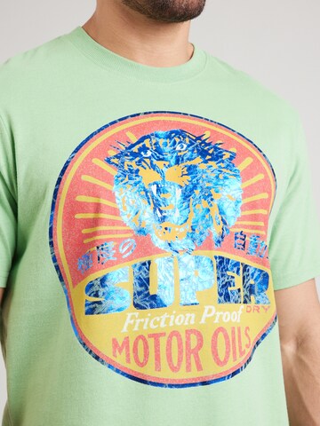 T-Shirt 'GASOLINE' Superdry en vert