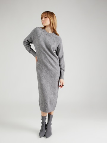 Robes en maille 'TAU' OBJECT en gris : devant