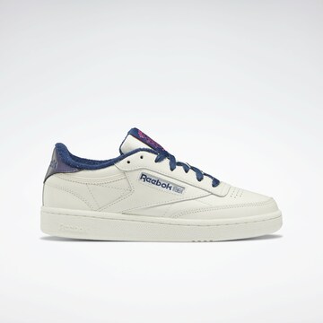 Sneaker low 'Club C 85' de la Reebok pe alb